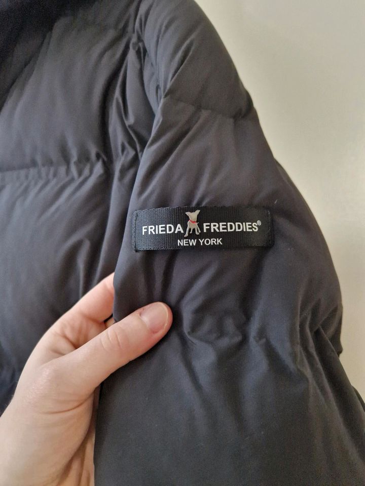 Frieda & Freddies Steppjacke MAISY NEO schwarz Größe 40 Neu in Erfurt