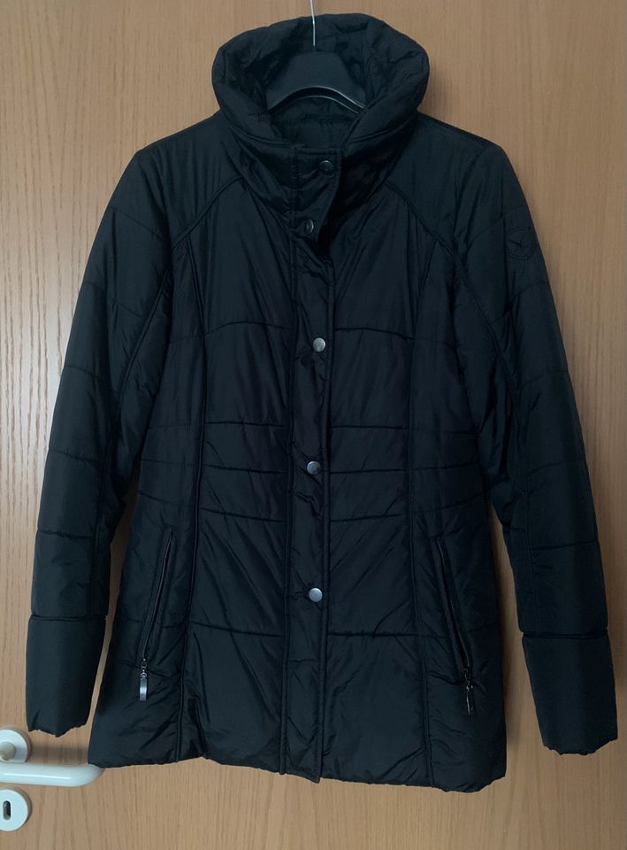 Schwarze Winterjacke von Fuchs Schmitt in Willich