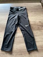 Nike Pro Sporthose Gr. XS Niedersachsen - Uetze Vorschau