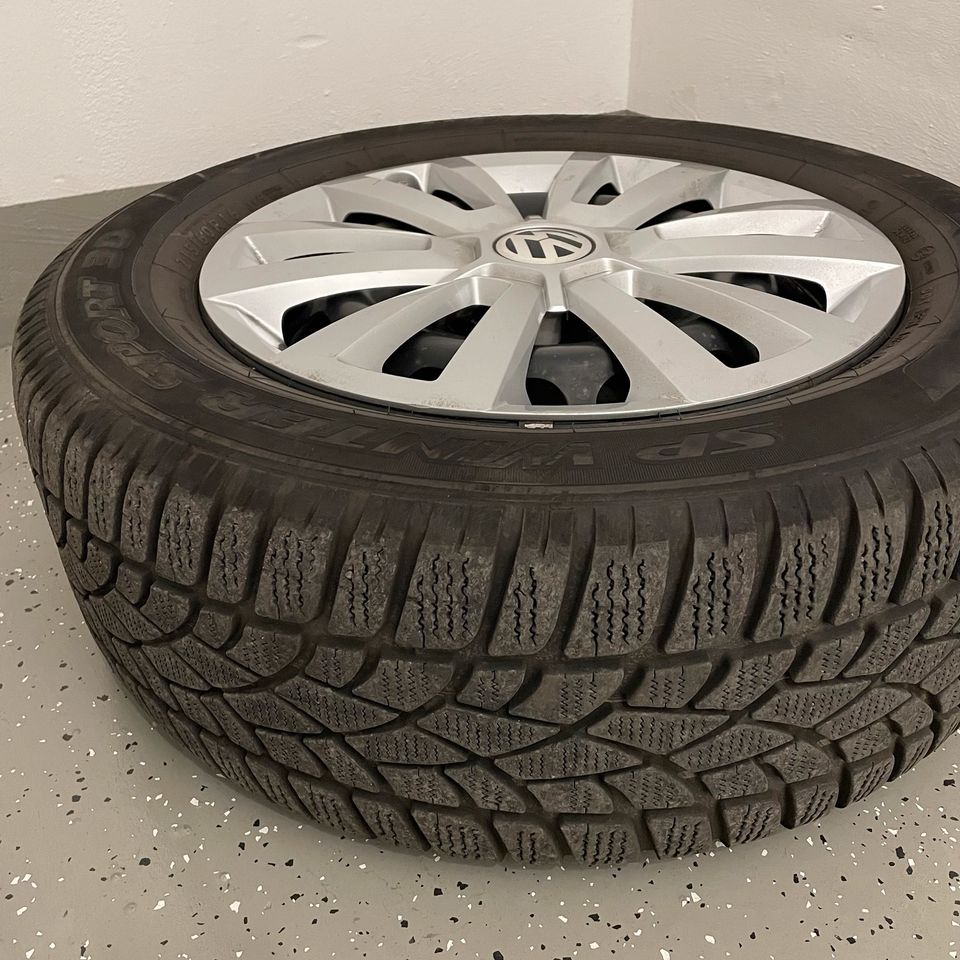 Winterräder 215/60 R 16 inkl. Radblenden in Wiesbaden