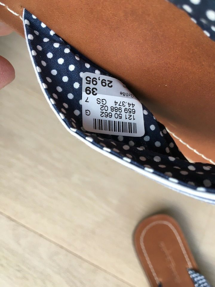 Flip-Flops von Goertz, neu mit Etikett, Gr. 39 in Hamburg