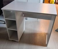 Schreibtisch/Schminktisch Ikea weiß Niedersachsen - Delmenhorst Vorschau