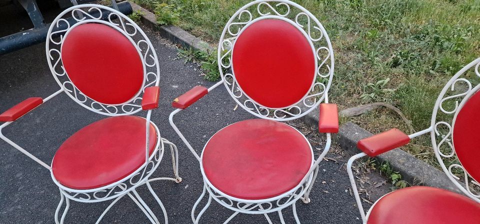 6 alte DDR Eisdielen Stühle Retro 70er Jahre Design Gartenstühle in Bitterfeld