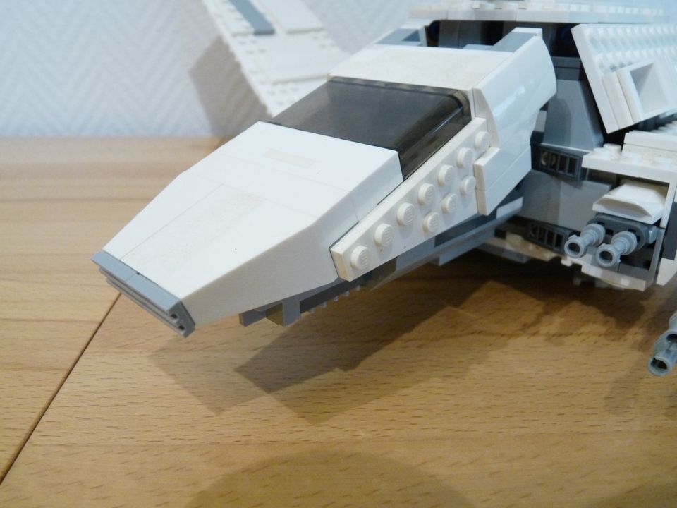 LEGO Star Wars "Imperial Shuttle Tydirium" (75094) m Bauanleitung in Uetze