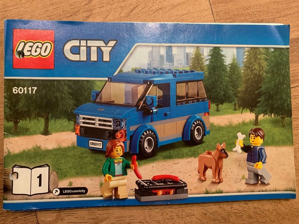 Lego City Wohnwagen Camper 60117 - vollständig in Stuttgart