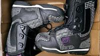 Salomon Snowboardschuhe Damen 39 2/3 US 7,5 Berlin - Neukölln Vorschau