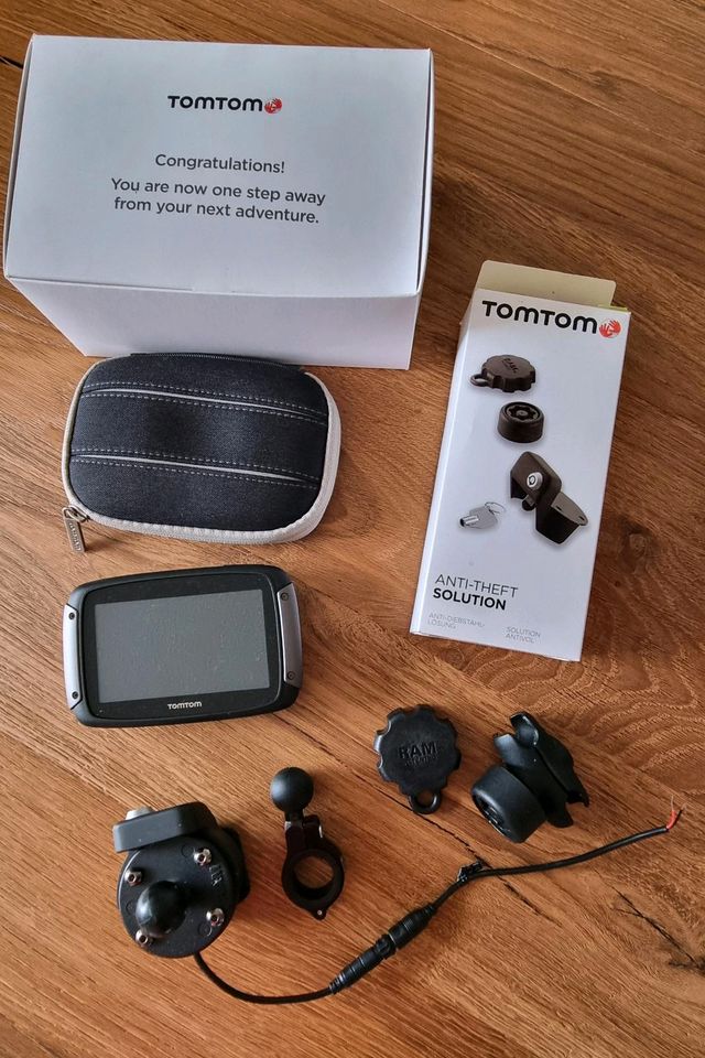 Tomtom Motorrad Navigationssystem 500 Plus Diebstahlsicherung in Halle