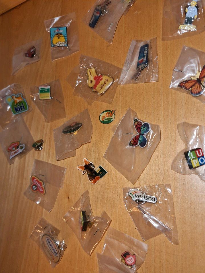 Pin Sticker,20 Stück Sammlung,OVP,Anstecker,TOP !!! in Neuwied