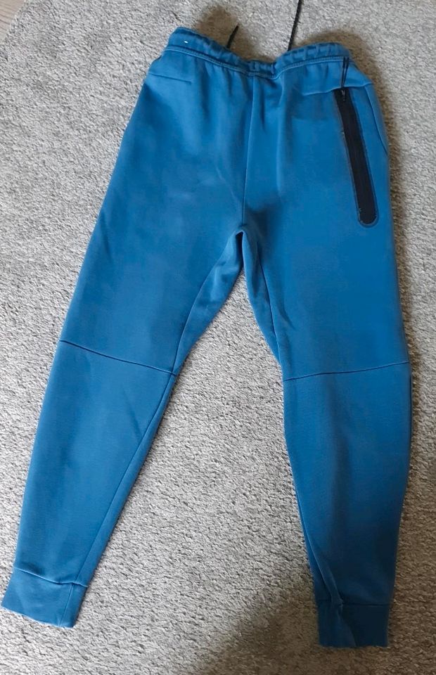 3x Nike Tech Fleece Jogginghosen, Gr. Herren-XS in Berlin