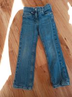 Mädchen- Kleiderpaket,Gr.98: Jeans, Shirts, Strickjacke, Badeanzu Niedersachsen - Wendeburg Vorschau