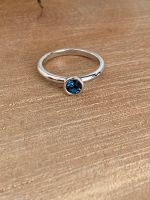 Alter Ring silberfarben mit blauen Diamant ? Nordrhein-Westfalen - Schmallenberg Vorschau