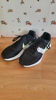 Nike Kinder-/Erwachsenen Sportschuhe Gr.37,5 Hessen - Idstein Vorschau