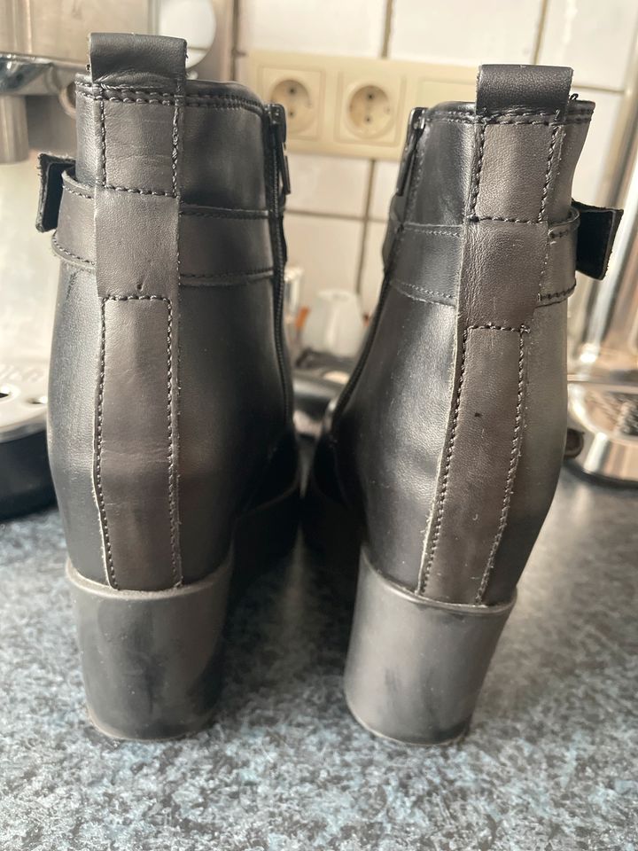 Damen Schuhe von Tamaris, Gr. 38 neu in Rheurdt