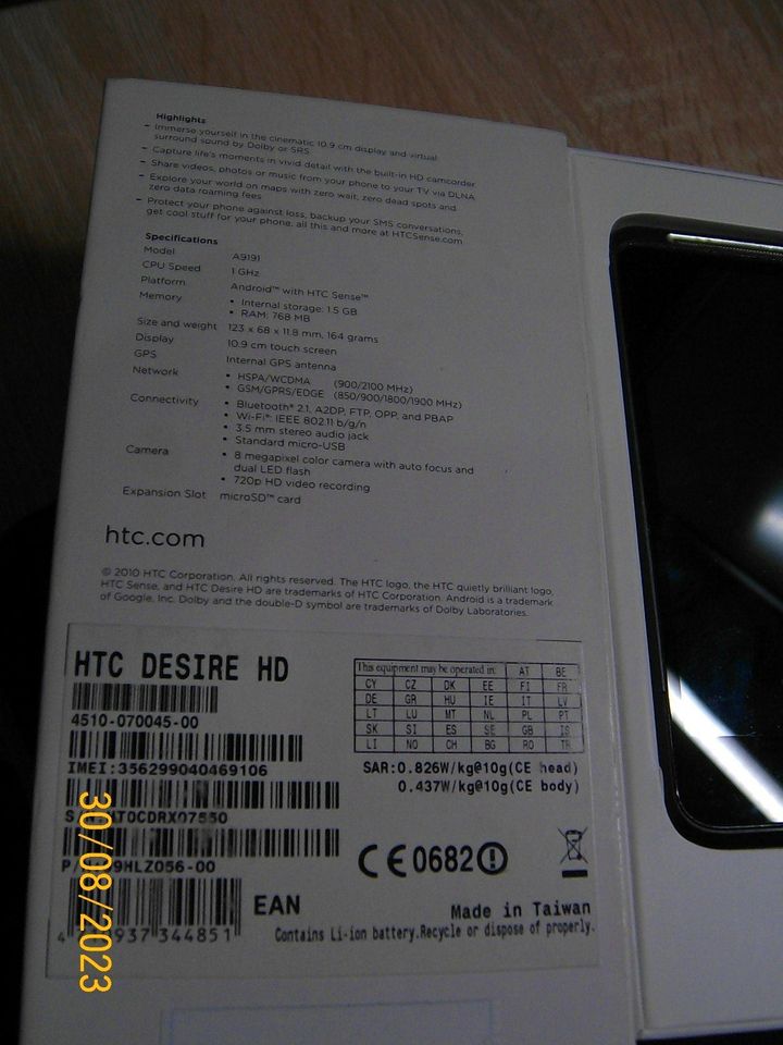HTC  Desire HD Simlook frei leichter Defekt in Herten