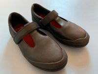 CLARKS Ballerinas Halbschuhe Leder Gr. 33,5 NEU Stuttgart - Stuttgart-Süd Vorschau