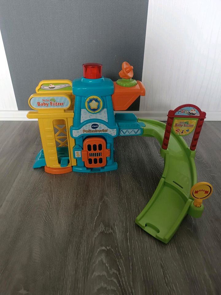 Vtech Tut Tut Baby Flitzer Polizeirevier in Wallmenroth