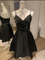 Kleines Schwarzes Cocktailkleid Ballkleid von Peek & Cloppenburg Hessen - Korbach Vorschau
