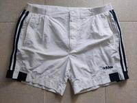 Adidas Tennis Shorts L 54 Weiß Schwarz Vintage Retro Sport Hessen - Roßdorf Vorschau