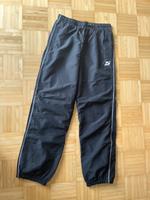 WIE NEU: schwarze JOGGINGHOSE Gr. M, toller Schnitt Baden-Württemberg - Trossingen Vorschau