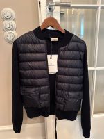 Ungetragen! MONCLER DAUNENSTRICKJACKE BLAU MIT RECHUNG Düsseldorf - Oberkassel Vorschau