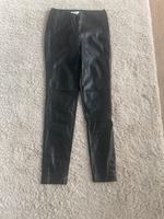Hose mit Lederoptik schwarz Gr. XS Kr. München - Feldkirchen Vorschau