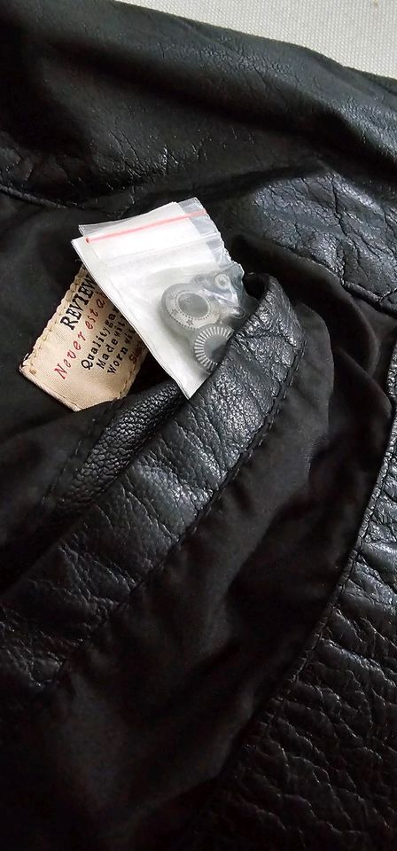 Lederjacke/ Bikerjacke Echtleder Gr.  S top Zustand in Dortmund