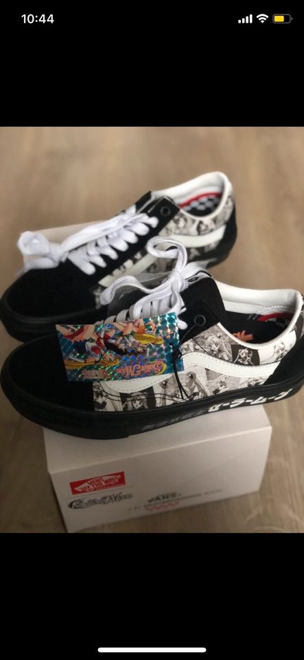 Oldskool Vans Sailor Moon Gr. 38,5 in Essen