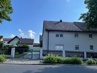 Doppelhaushälfte mit kleinem Garten und Garage Bayern - Waldsassen Vorschau