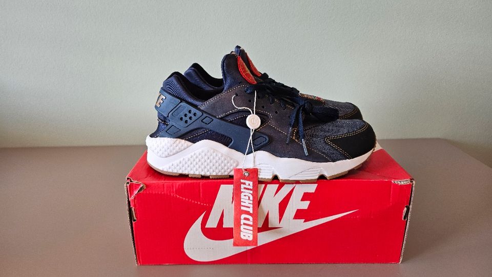 Nike Air Huarache Afro Punk - ungetragen - aus Sammlung in Irrel