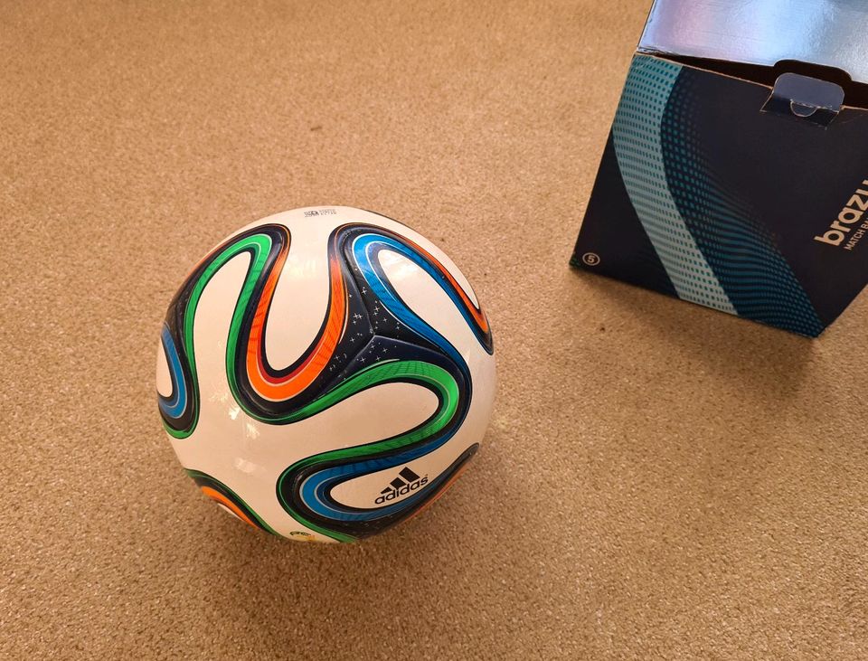 Adidas Brazuca World Cup WM 2014 Matchball Fußball Gr 5 in Uffenheim