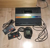 Atari 7800 mit 2 Controllern, Netzteil und Verbindungskabel Nordrhein-Westfalen - Gummersbach Vorschau