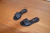Sandale Pantolette 5th Avenue schwarz Echtleder Gr.38 NEU !! Nordrhein-Westfalen - Herford Vorschau