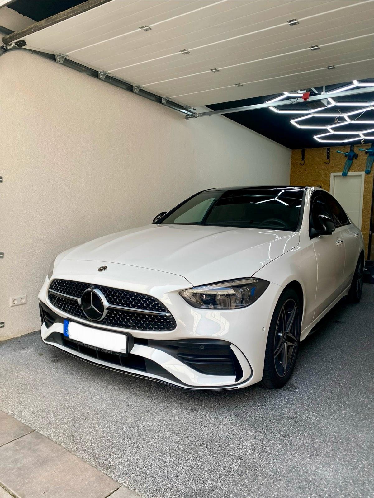 Abbildung des Autos Mercedes C220d AMG Garan…