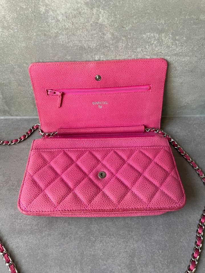 Chanel Wallet on Chain Caviar WOC Tasche Handtasche rosa SHW in Berlin