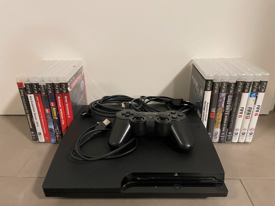 PlayStation 3 mit Zubehör in Herten