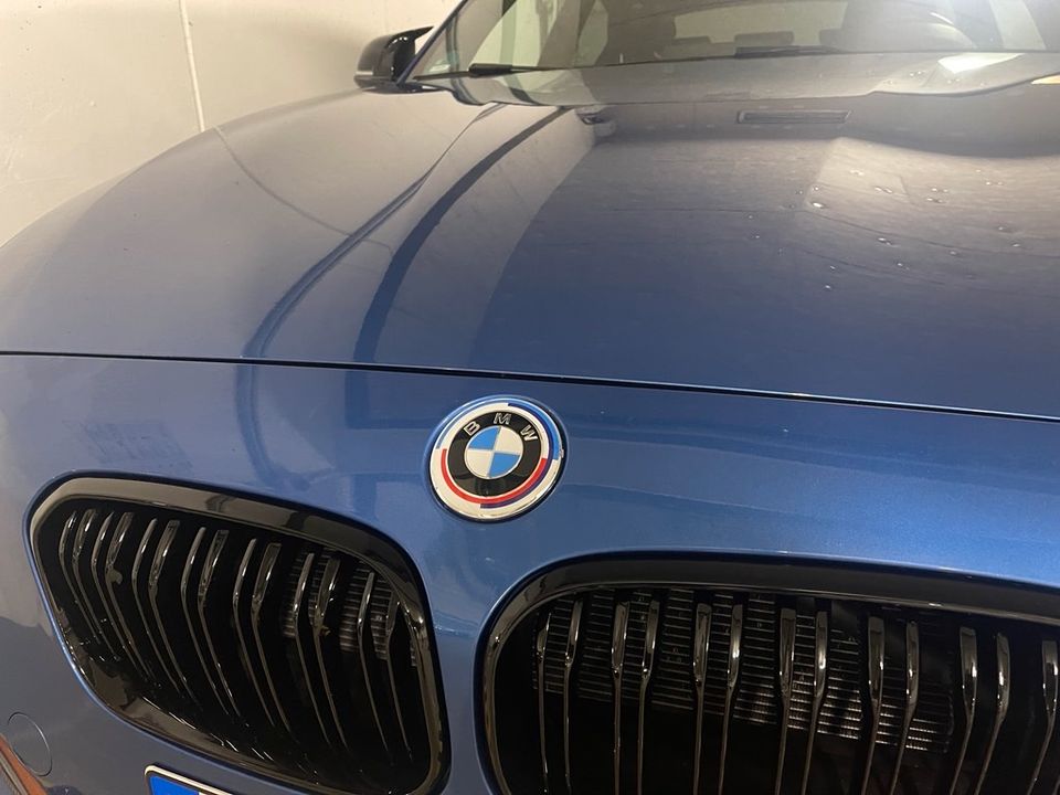 50 Jahre Logo Embleme Zeichen Vorne H Lenkrad Nabendeckel M BMW in Bonn