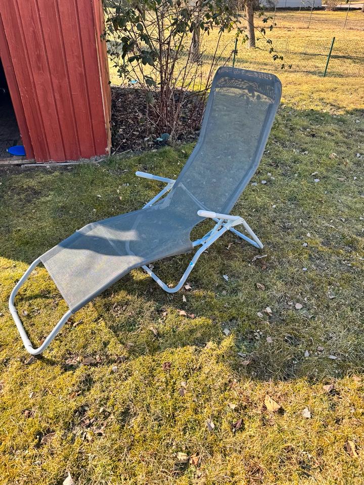 2 Liegen zu verschenken in Weidhausen