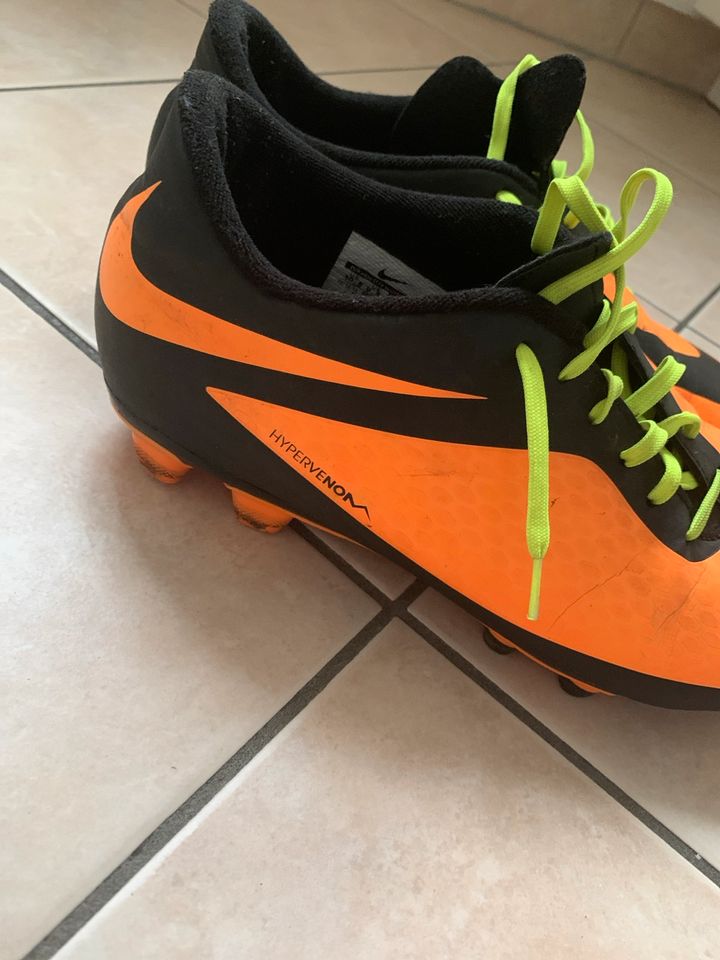 Fußballschuhe Nike Hypervenom Gr.42 in Geisenfeld