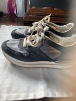 Hogan Damen Sneaker Leder blau/Silber Größe 38,5 Bayern - Stephanskirchen Vorschau