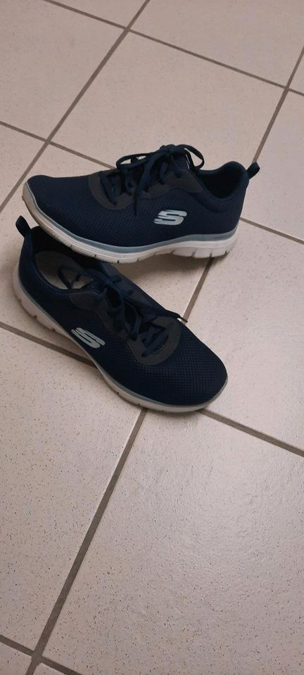 Sketchers leichte Sneaker , 42, blau,  abs neuwertig!! in Greven