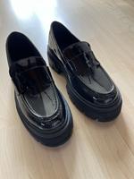 H&M Damen Schuhe Lack Loafer Slipper Größe 37 Schwarz NEU Sachsen-Anhalt - Halberstadt Vorschau