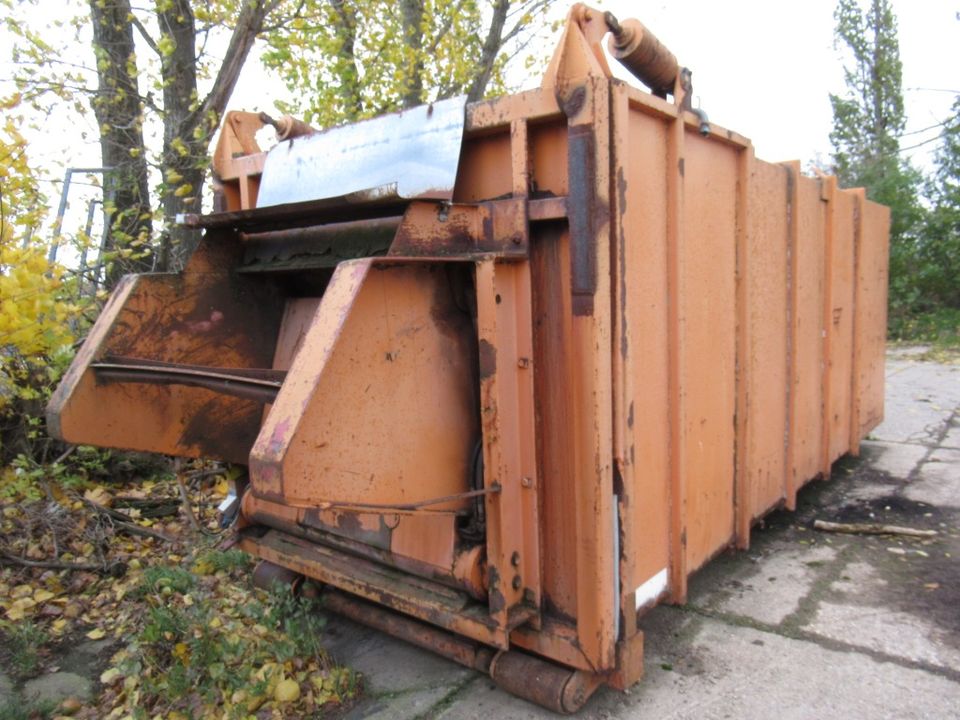 Press-Container Haller Typ MPBH in Wurzen