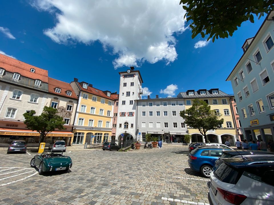 Kernsanierte, vermietete 3-Zimmer-Eigentumswohnung in guter Wohnlage von Traunstein in Traunstein
