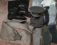 DDR NVA Grenztruppen Soldaten Nachlass Uniform Jacke Hose Stiefel Sachsen - Göda Vorschau