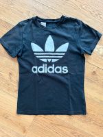 Shirt adidas T-Shirt schwarz Logo Größe 158 Rheinland-Pfalz - Wöllstein Vorschau