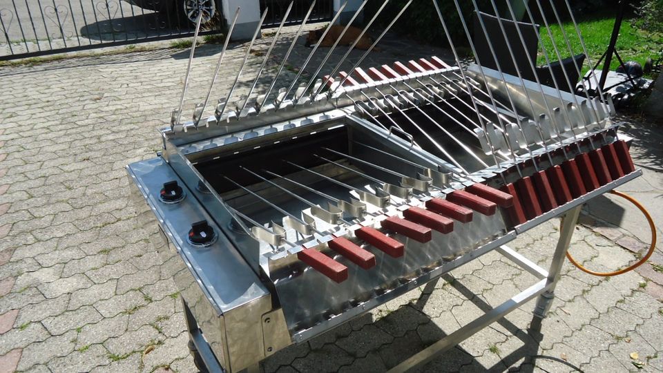 mobiler Suprema Steckerlfischgrill Gasgrill in Neufahrn