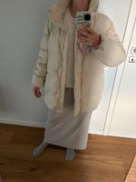H&M Oversize Daunen Puffer Jacke  Gr.XS Creme Bayern - Stockstadt a. Main Vorschau