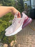 Nike Air Max 270 Größe 42,5 *neuwertig* Niedersachsen - Tespe Vorschau