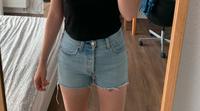 Levis Denim Shorts hell Hessen - Gießen Vorschau