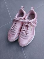 Puma Damen Sneaker Gr.37,5 2mal getragen fast Neu Nordrhein-Westfalen - Eschweiler Vorschau